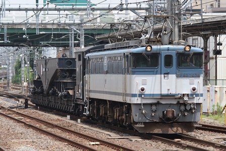z8592